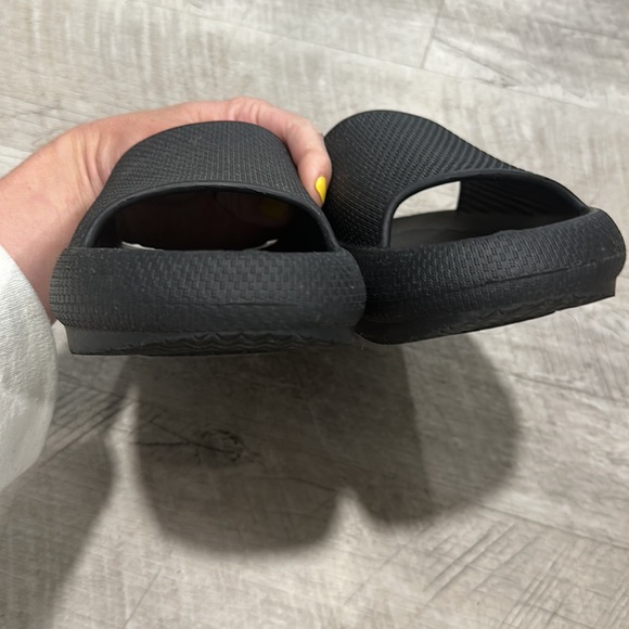 32 degree • black cushion slides - Picture 5 of 5